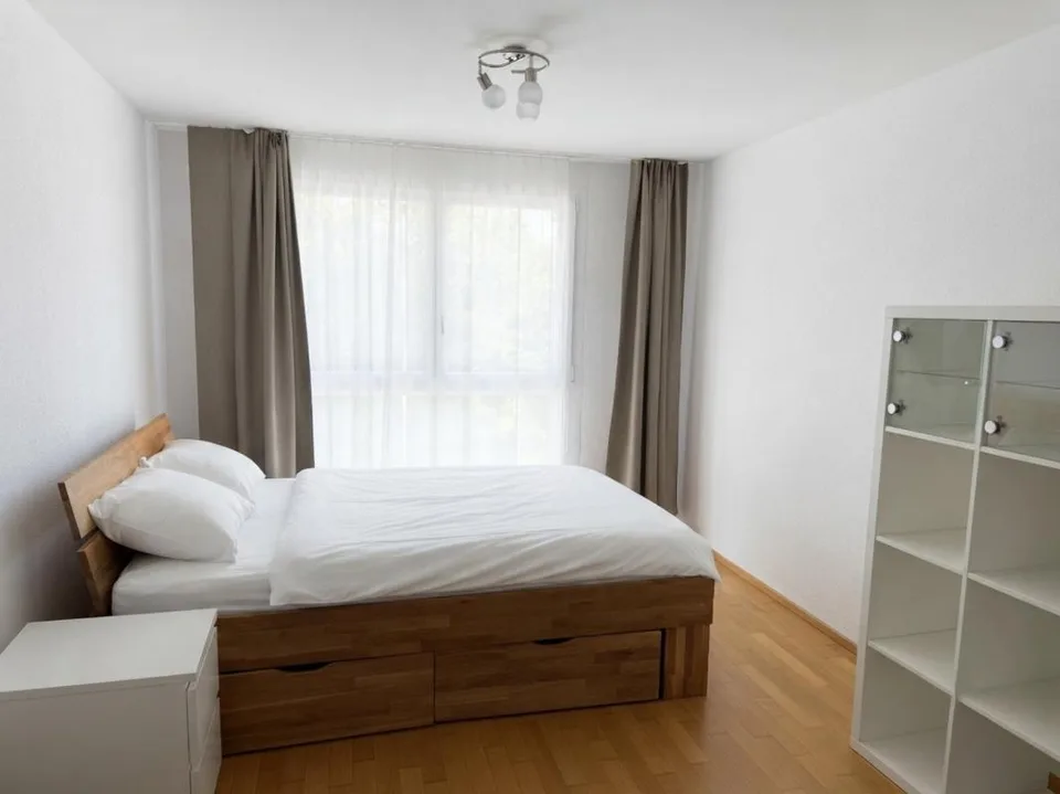 4.5-Zimmerwohnung 1. OG mitte