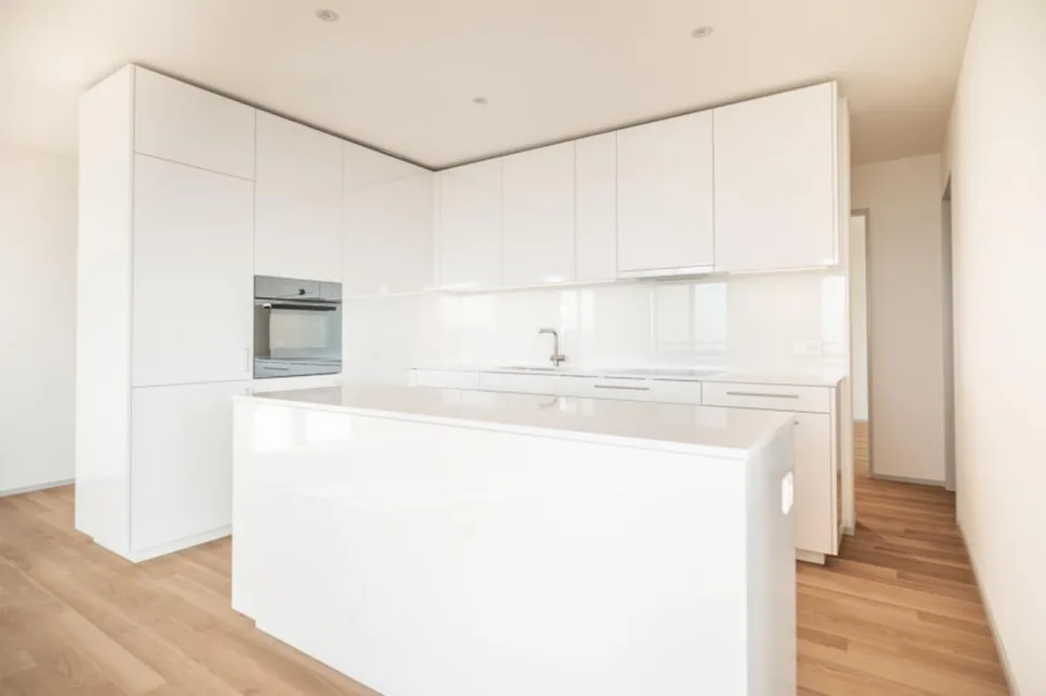 Moderne Wohnung mit See- & Bergsicht