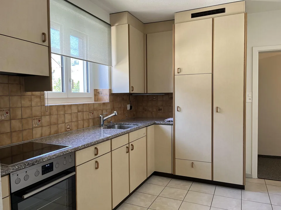 Charmante 4-Zimmer-, Altbauwohnung im renovierten Altbau in Sissach – Foto 11 von 19