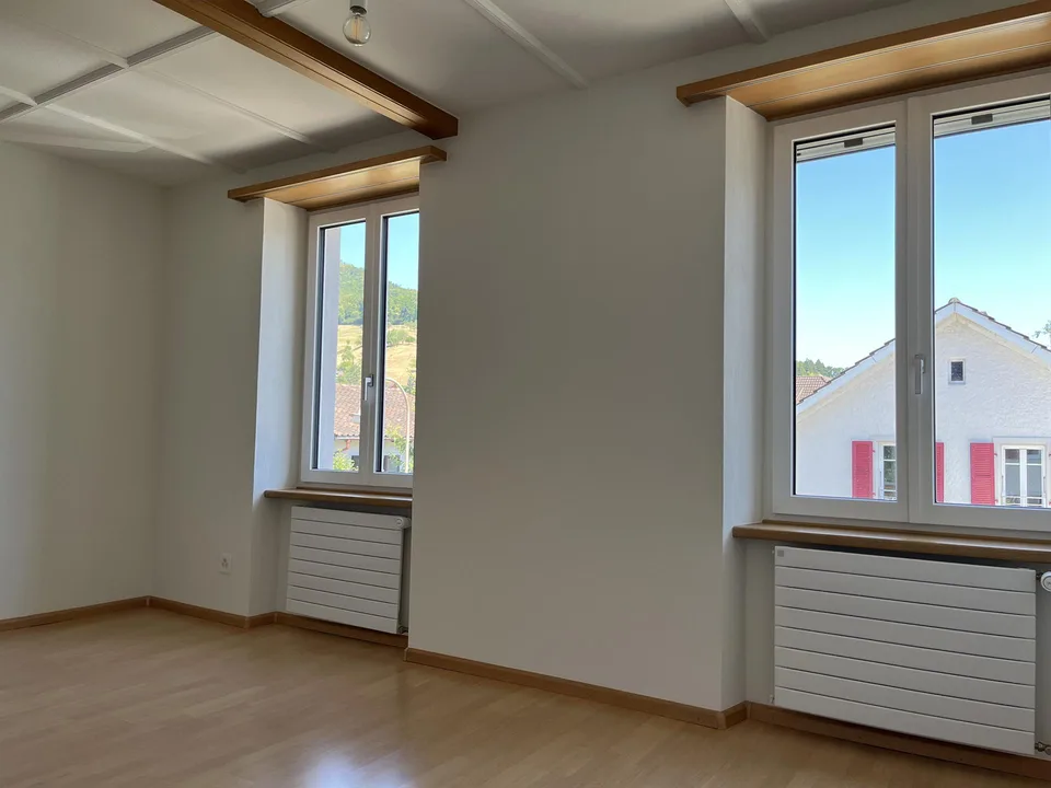 Charmante 4-Zimmer-, Altbauwohnung im renovierten Altbau in Sissach – Foto 10 von 19