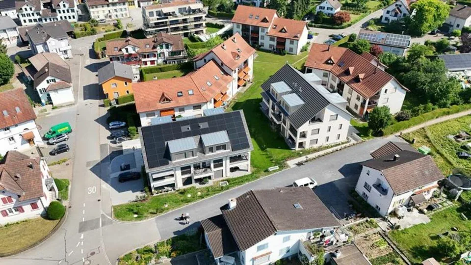 Stauraum oder Platz für Hobby gesucht? Disponibelraum zu vermieten.