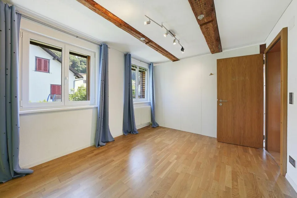 Il fascino incontra il comfort - la tua casa rinnovata con stile con piscina a Bischofszell – foto 26 di 30