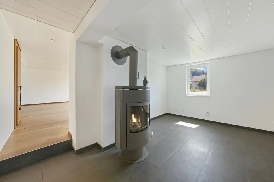 Il fascino incontra il comfort - la tua casa rinnovata con stile con piscina a Bischofszell – foto 12 di 30