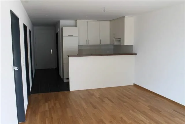 Schöne 3.5 Zimmer Eck Wohnung zu vermieten