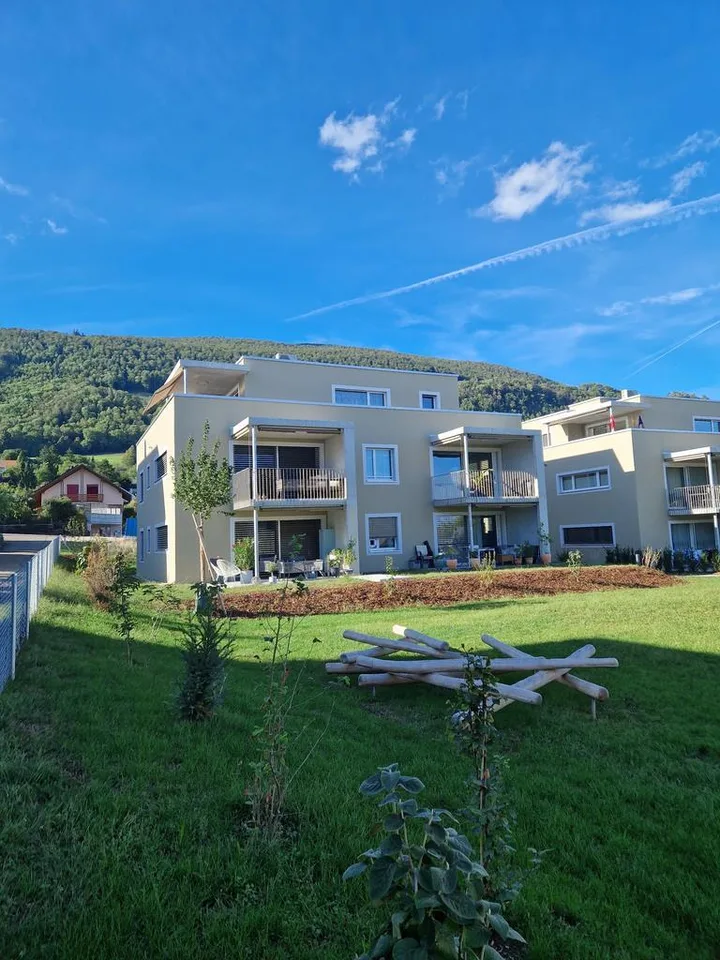 Traumhafte 3.5 Zimmer Obergeschoss Wohnung im idyllischen Adlerweg