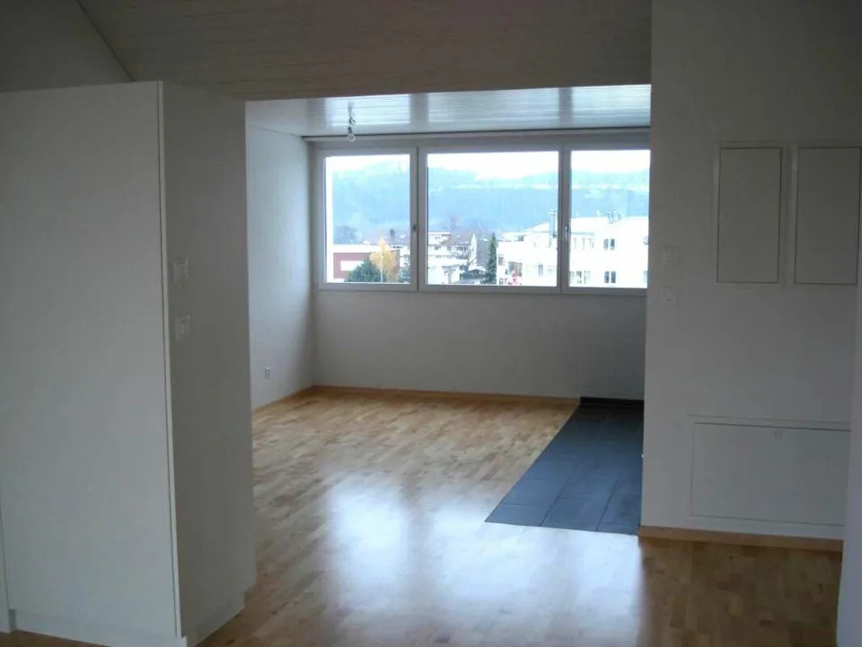 3.5-Zimmer-Dachgeschosswohnung in Oberbüren - Sandackerstrasse 35