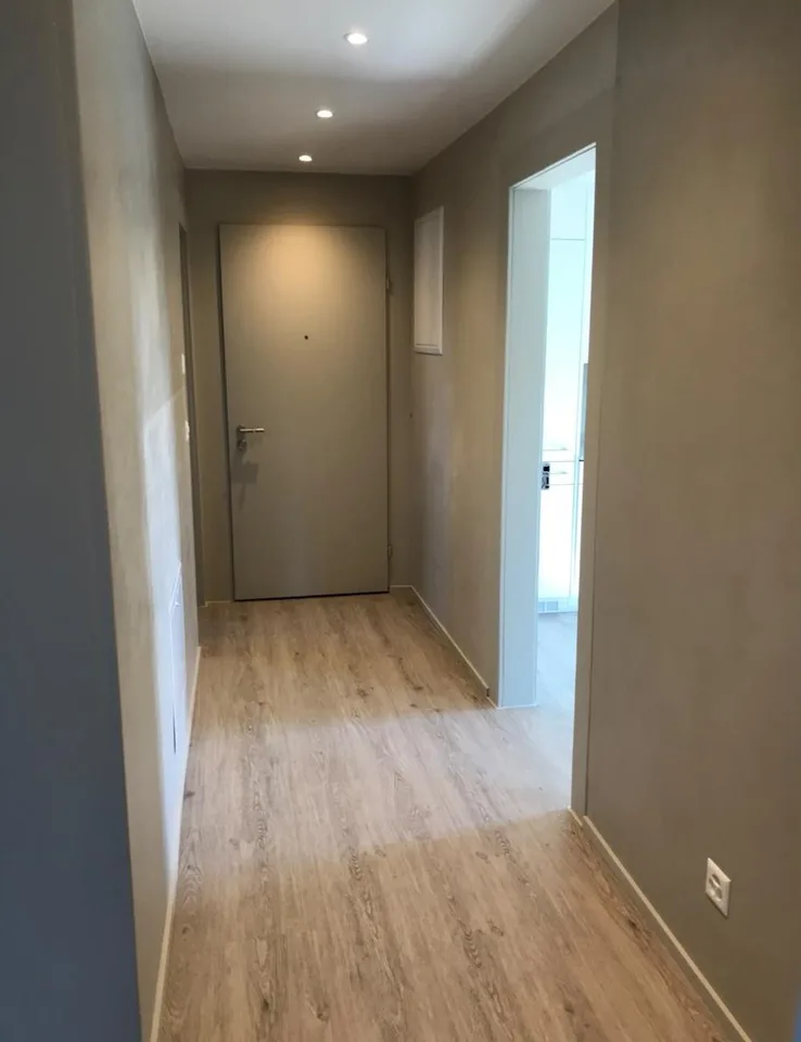 Aussergewöhnliche 2.5-Zi-Dachwohnung im Breitequartier zu vermieten. – Foto 7 von 8
