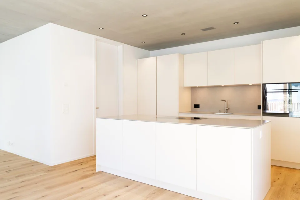 170 m² Gartenwohnung mit separatem Homeoffice / Atelierraum