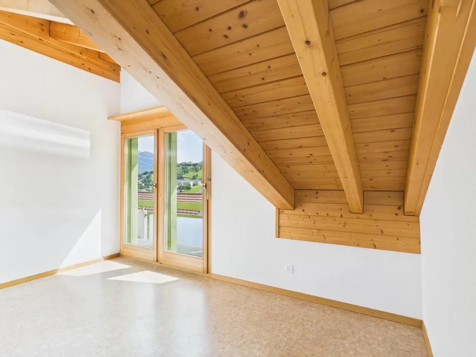 Exklusive Dachwohnung an ruhiger Lage in Brig-Glis