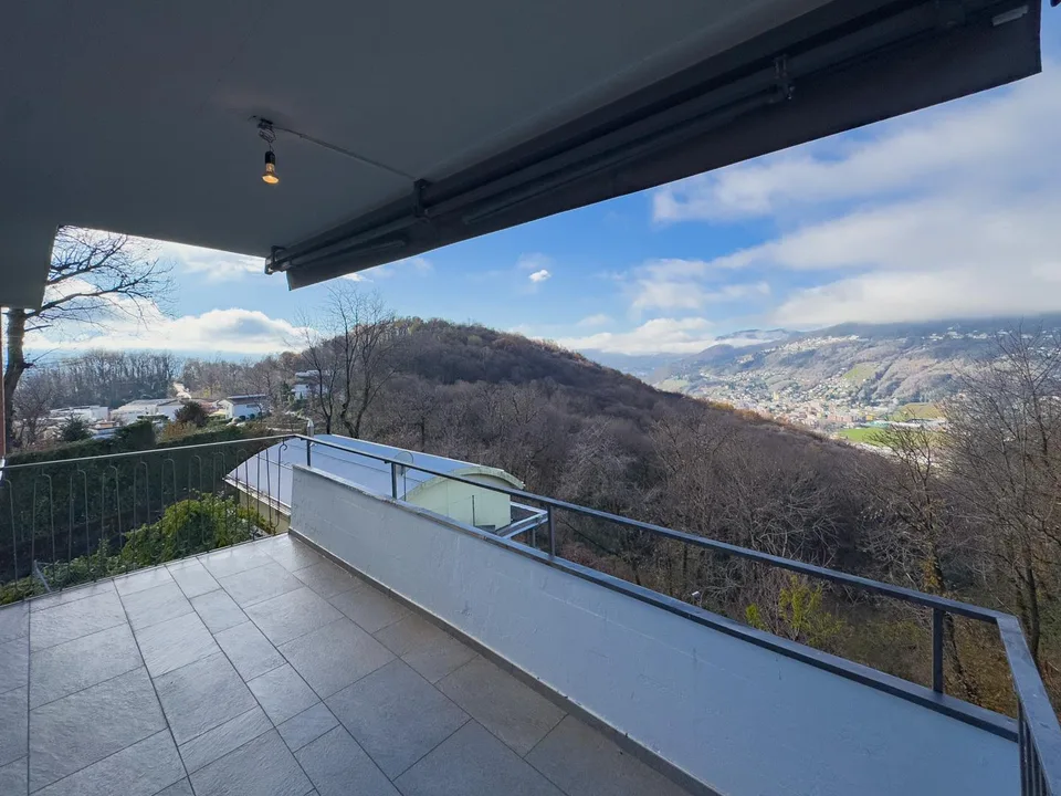 Casa unifamiliare con giardino a Breganzona