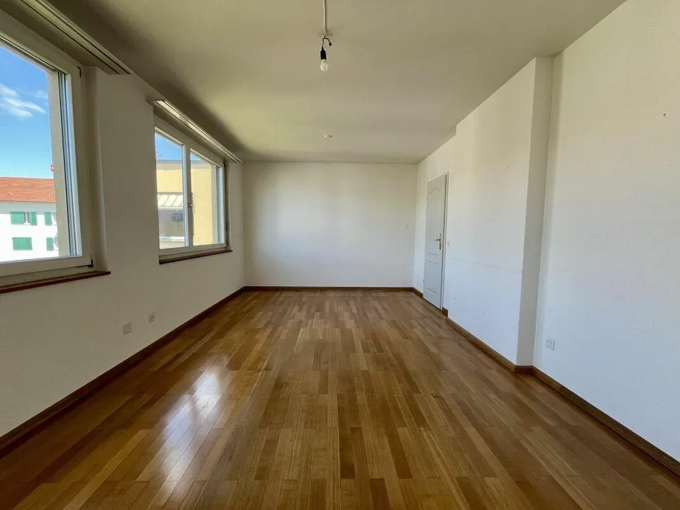 Sonnige 2.5-Zimmer-Wohnung in Birsfelden