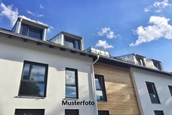 *Reihen-Einfamilienhaus*