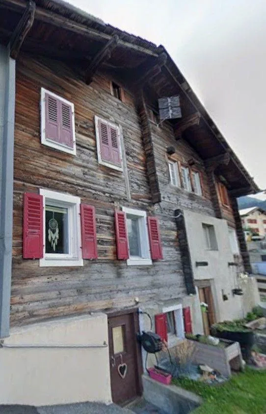 *Ehemaliges Bauernhaus in zentraler Lage*