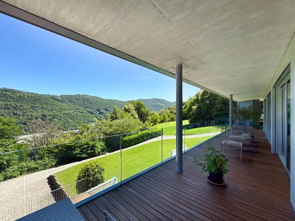Appartement avec jardin, piscine, sauna et salle de sport à Montagn