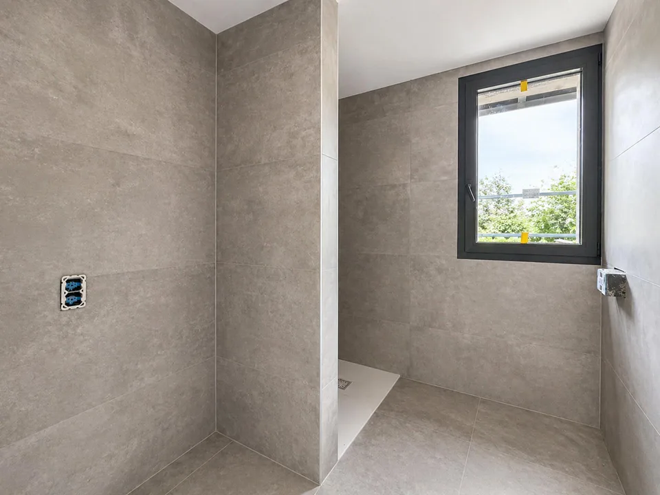 3.5 Zimmer mit großer Terrasse in Sorengo