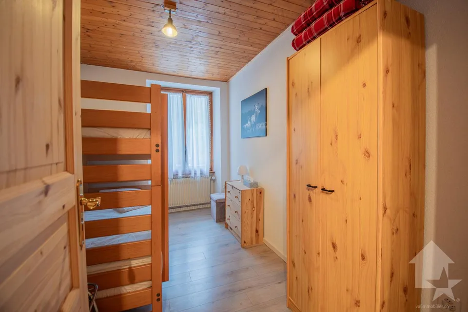 Immeuble mixte avec activités en cours – Le Châtelard (VS) – Foto 19 von 30