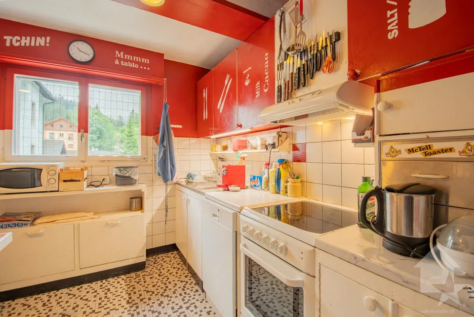 Immeuble mixte avec activités en cours – Le Châtelard (VS) – Foto 29 von 30