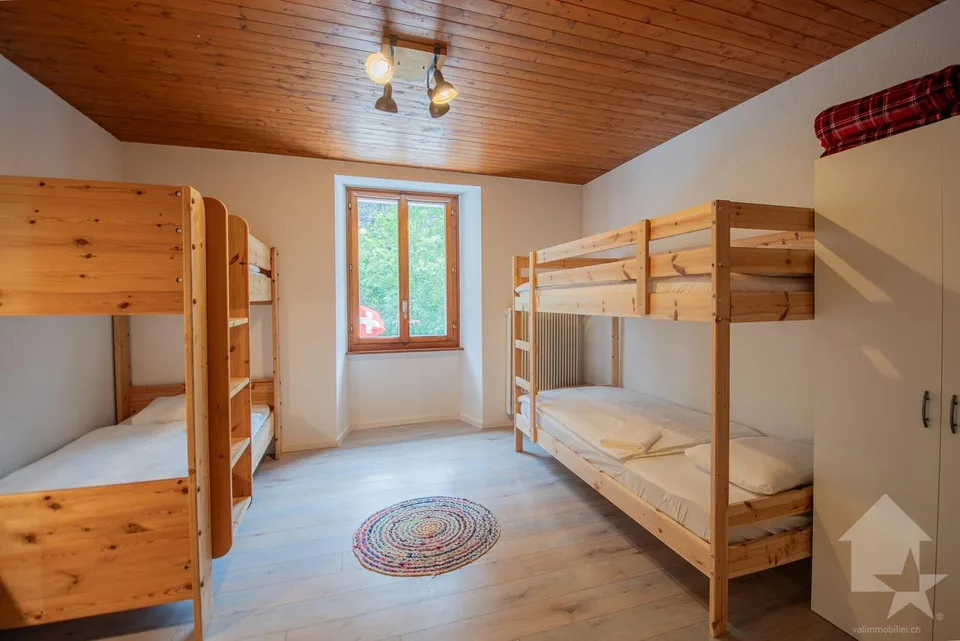 Immeuble mixte avec activités en cours – Le Châtelard (VS) – Foto 16 von 30