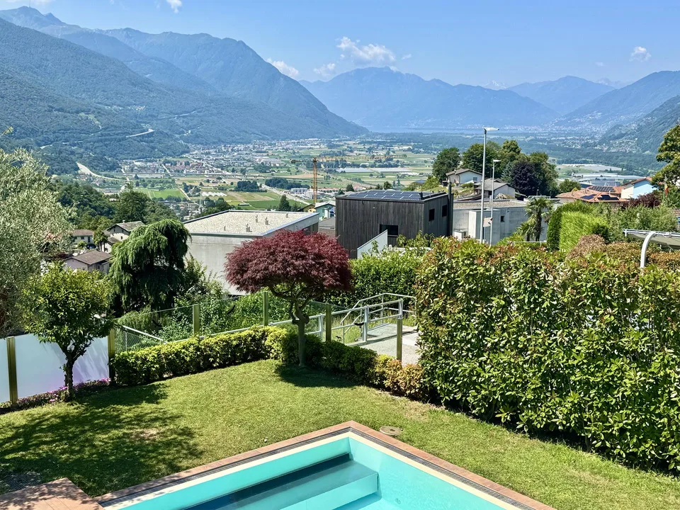 Villa signorile con vista panoramica a Pianezzo - Herrschaftliche V...