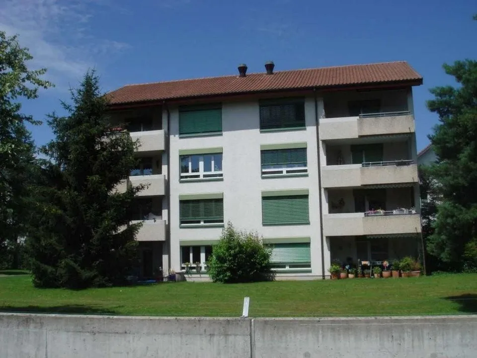 Wunderschöne Grünlage - mit Lift und eigenem Waschturm