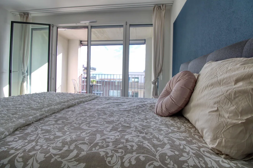 Appartement vivant spacieux à Crissier avec balcon privé