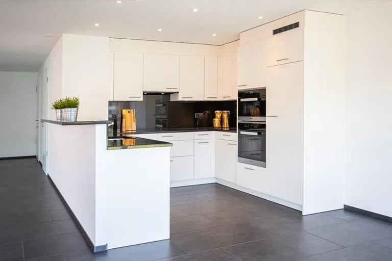 Moderne 4.5-Zi.-Wohnung mit eigener Waschküche