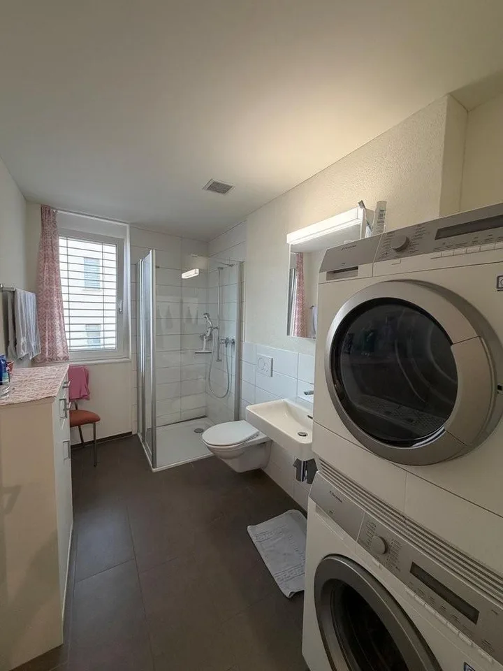 Helle und moderne Wohnung zu vermieten!