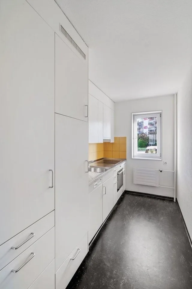 helle 4-Zimmerwohnung in grüner Umgebung