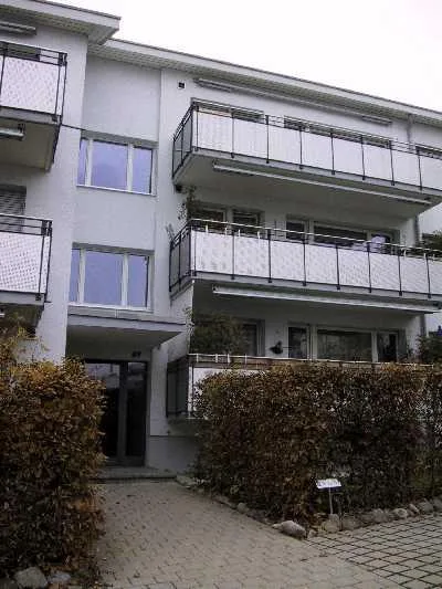 Einstellplätze zu vermieten