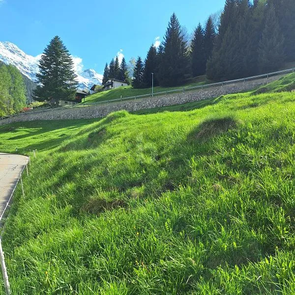 IN POSIZIONE TRANQUILLA E SOLEGGIATA CON VISTA
