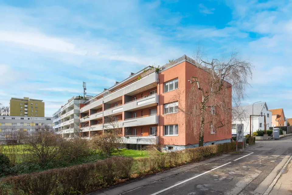 Helle, grosse 3-Zimmerwohnung 80m2 nähe ÖV