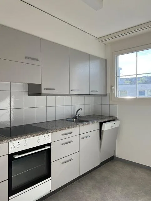 Schöne 2.0 Zimmerwohnung nahe Stücki Shopping