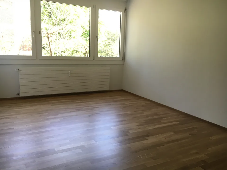 Topmoderne 2.5 Zimmer Wohnung
