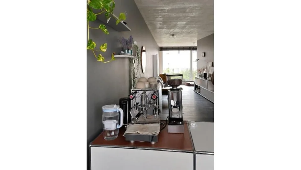 2½ ZI-WOHNUNG IN ZÜRICH - KREIS 8 SEEFELD/MÜHLEBACH, MÖBLIERT, TEMP...