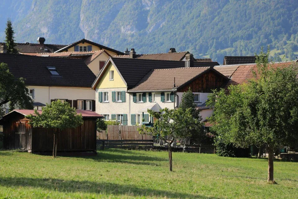 Wohnhaus mit riesiger Remise Gesamtnutzfläche 395m2