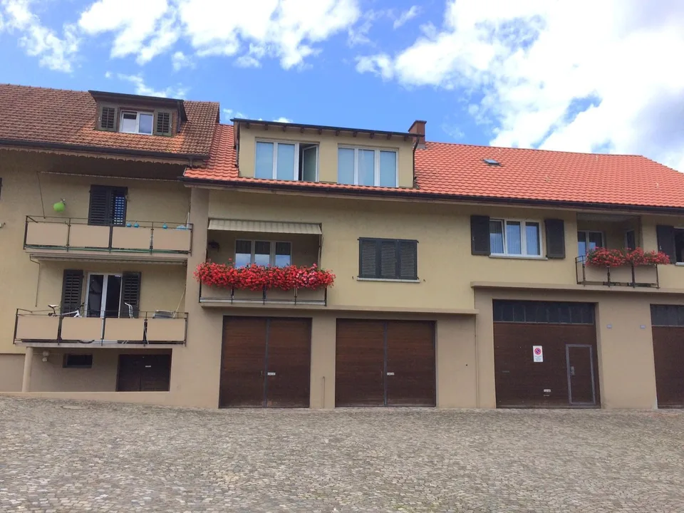 Günstige 1.5-Zimmerwohnung in Neerach