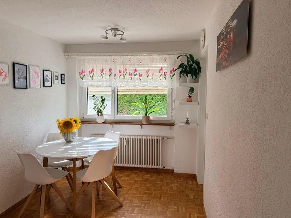 Helle und gepflegte 3.5-Zimmer-Wohnung mit Balkon