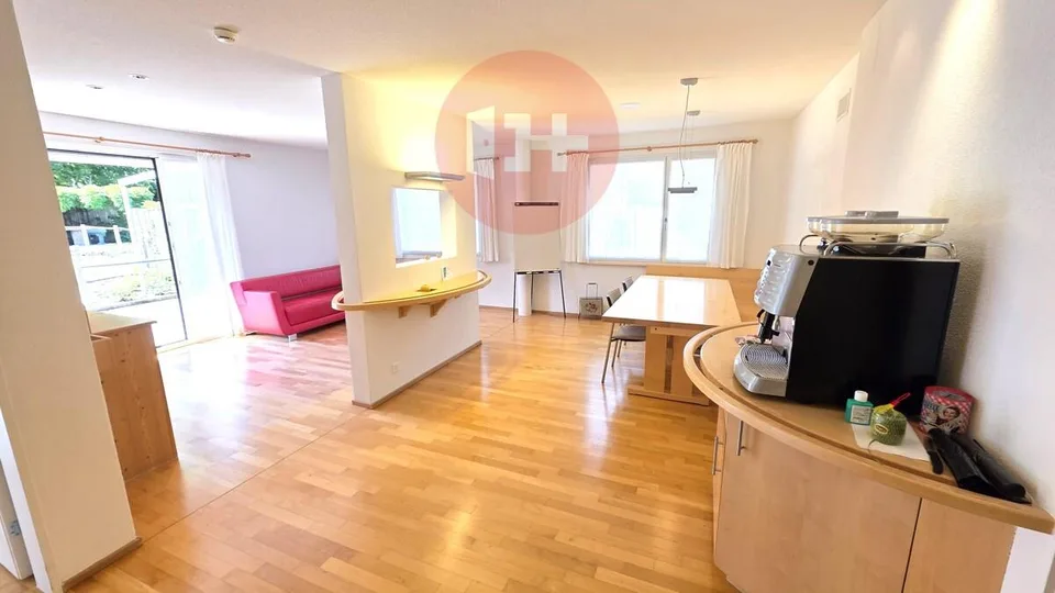 "600M2, RAUM FÜR EIN ÄRZTE / THERAPIEZENTRUM GESUCHT?" – foto 7 di 17