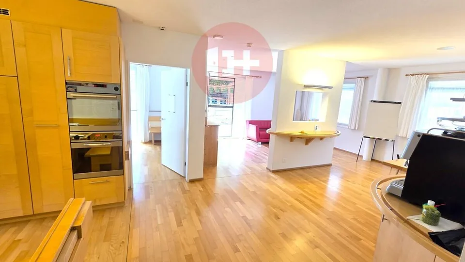 "600M2, RAUM FÜR EIN ÄRZTE / THERAPIEZENTRUM GESUCHT?" – foto 11 di 17