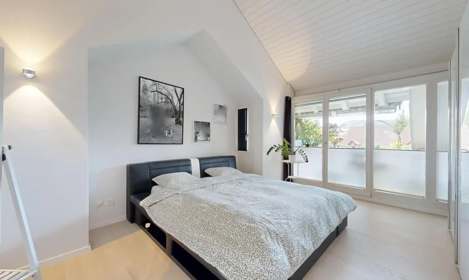 150 m² di vita moderna con vista sul Reno, due balconi e due posti auto sotterranei – foto 10 di 11