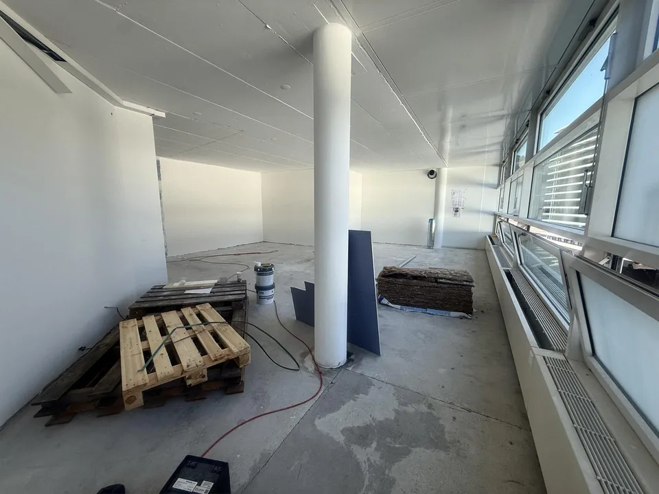 Helle Gewerbefläche mit 67 m² am Rheinweg in Schaffhausen – photo 6 sur 9