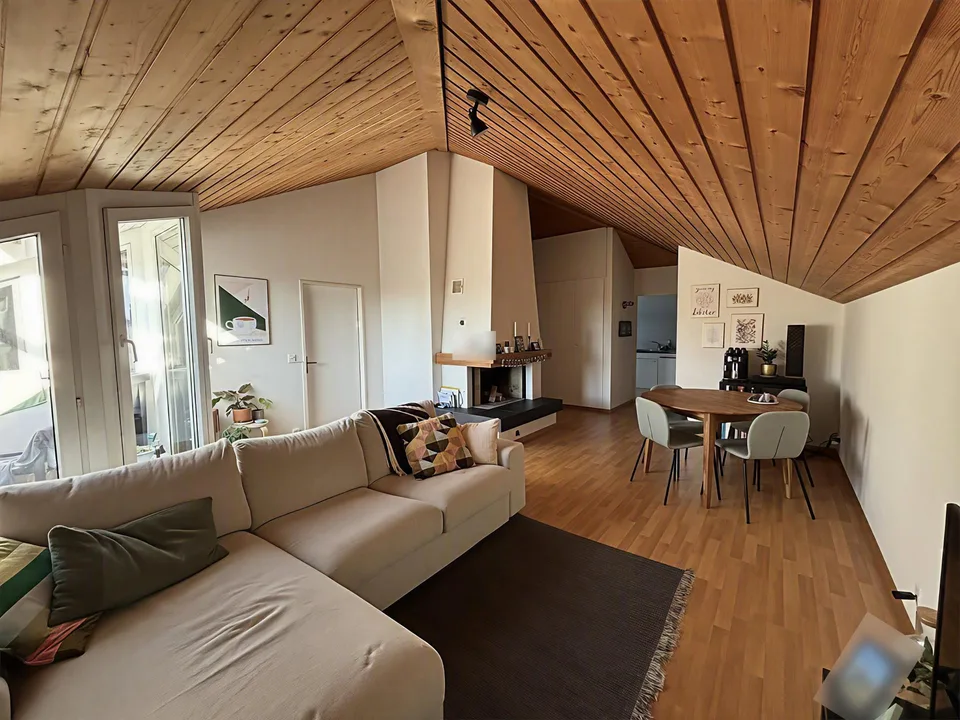 3-Zimmer-Dachwohnung an ruhiger Lage