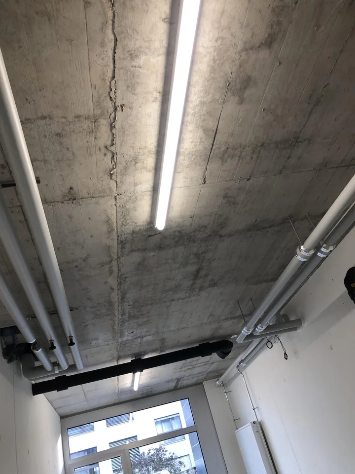 24.50 m² grosser Lager- / Gewerberaum mit viel Tageslicht