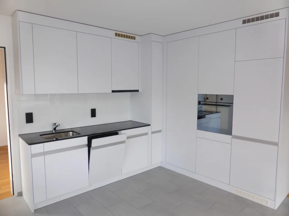 Grosszügige und helle 3.5 Zimmerwohnung in Bern Brünnen