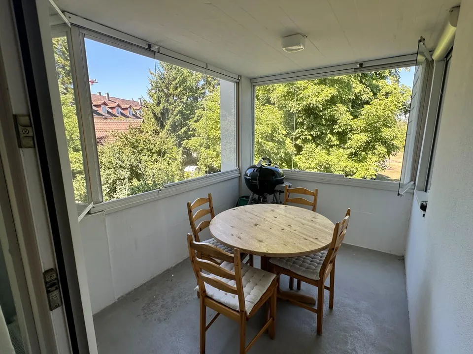 Wohnen mit Komfort - 3.5 Zimmer und sonniger Wintergarten