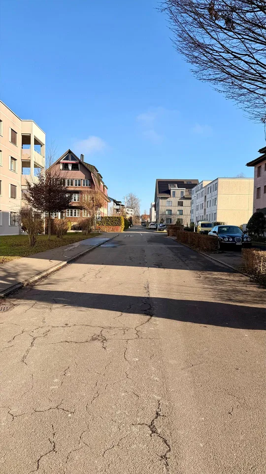 Einstellplatz an der Pilatusstrasse