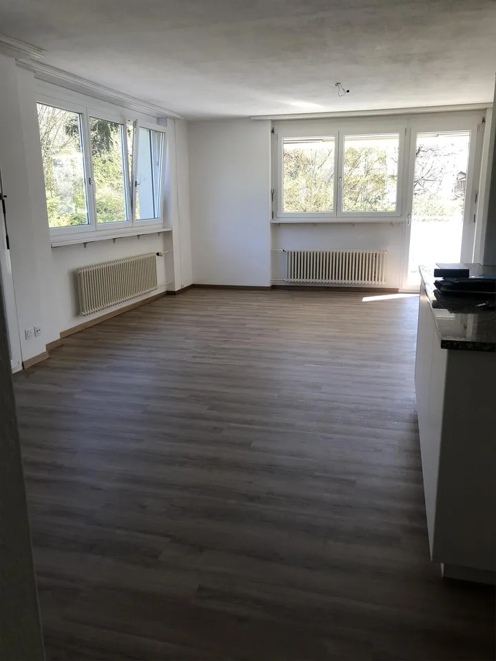 4 1/2-Zimmer-Wohnung an ruhiger Bachlage im Zentrum