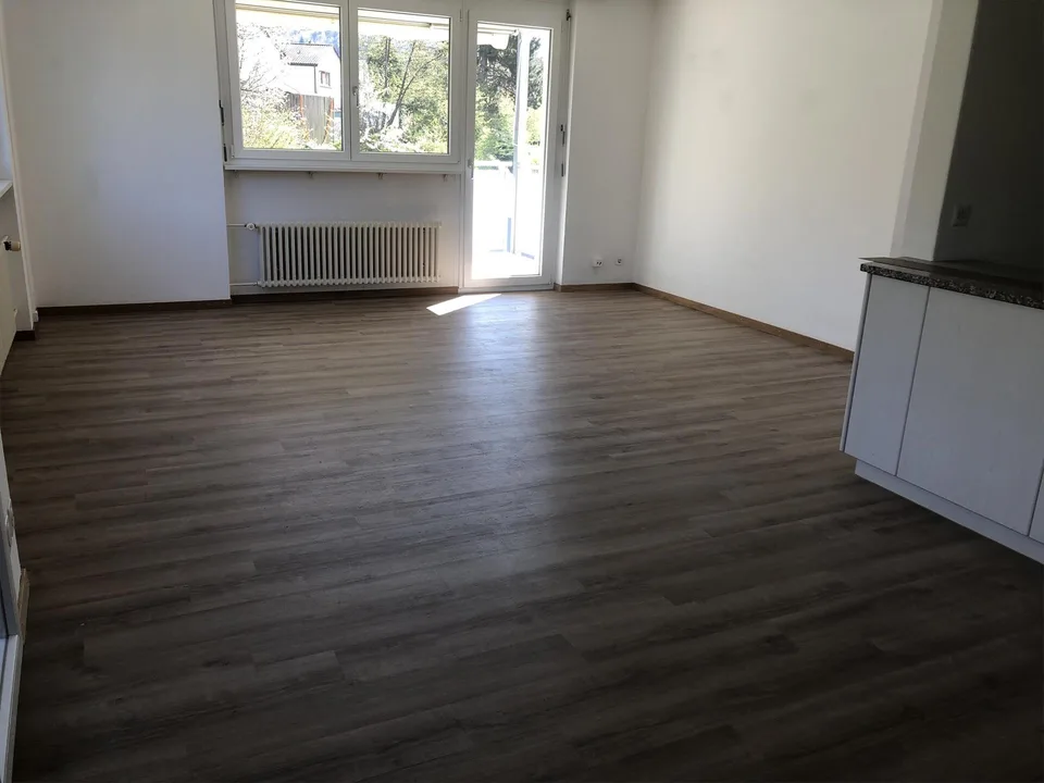 4 1/2-Zimmer-Wohnung an ruhiger Bachlage im Zentrum