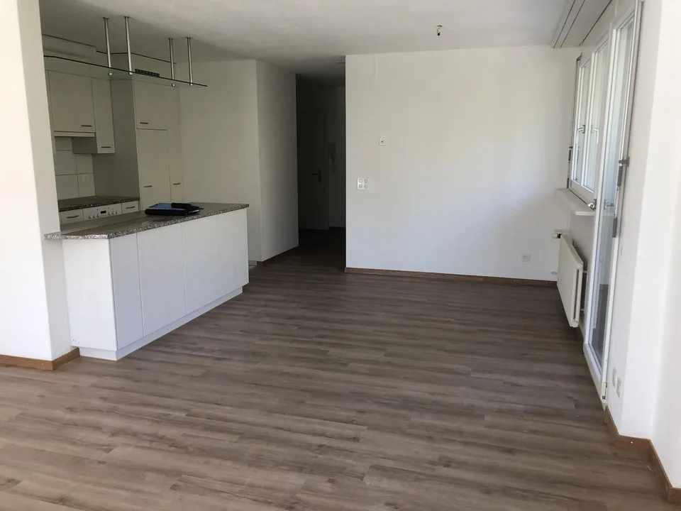 4 1/2-Zimmer-Wohnung an ruhiger Bachlage im Zentrum