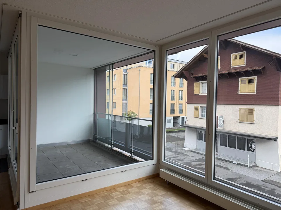 Grosszügiges Wohnen mit gedeckter Loggia